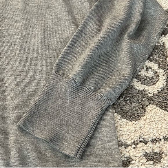 Max Studio Sweater - Picture 5 of 6